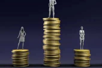 Betriebsrat analysiert Gehaltsdaten zur Aufdeckung von Lohndiskriminierung zwischen männlichen und weiblichen Beschäftigten